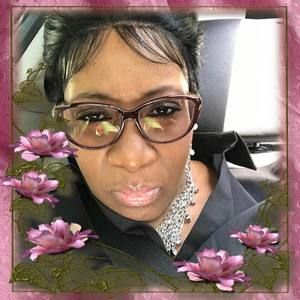 Meet your Posher, Beverly